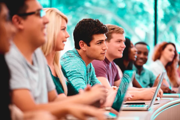 Requisitos de ingreso 2026 a Ingeniería Comercial en la Universidad de Talca